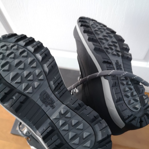 *SOLD* The North Face Winter boots Chilkat 400 - Picture 5 of 7